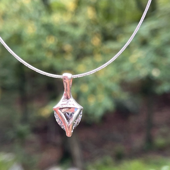 Trillion DQCZ Pendant in Solid Sterling Silver (.925) - Picture 2 of 3